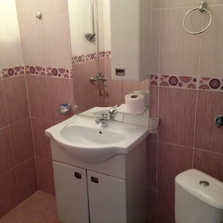 семеен катерини Hotel Sinemoretz