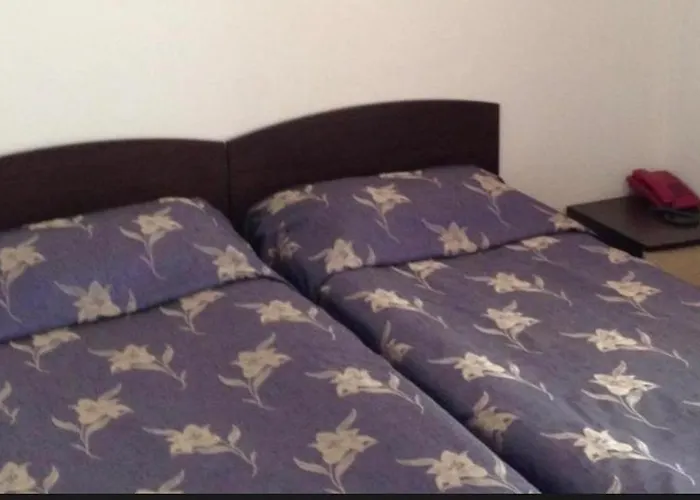 семеен катерини Szinemorec