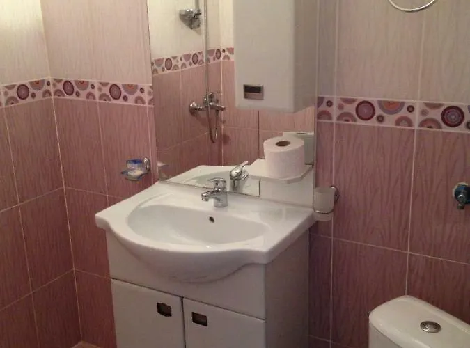 семеен катерини Szálloda Szinemorec